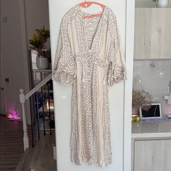 Free People Dresses & Skirts - Free People Cream and Black Patterned Long Sleeve Bohemian Dress